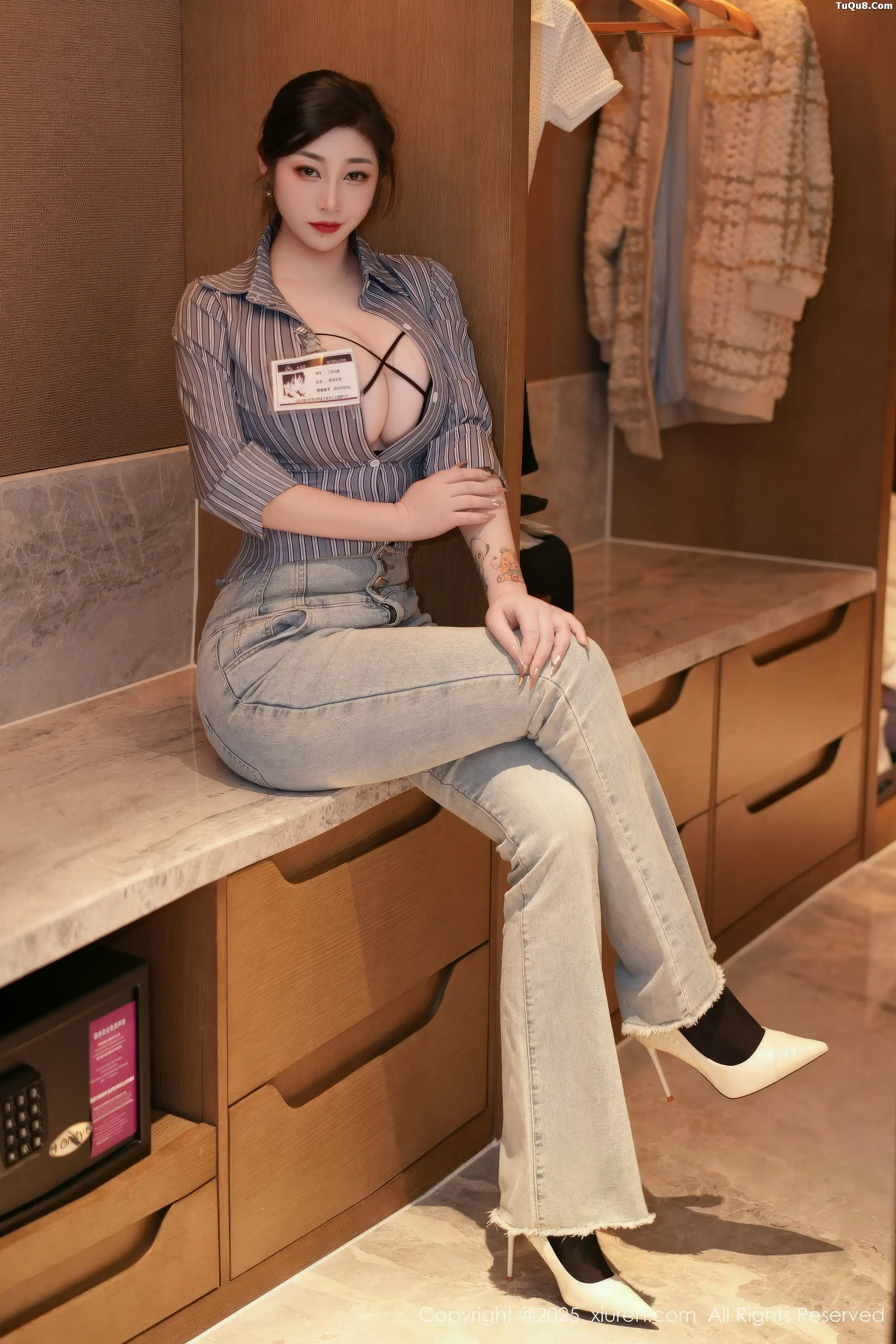 2kmn.vip_[XiuRen秀人网]No.11128_女神妲己_Toxic性感黑色情趣内衣配超薄黑丝秀丰满身材诱惑写真72P