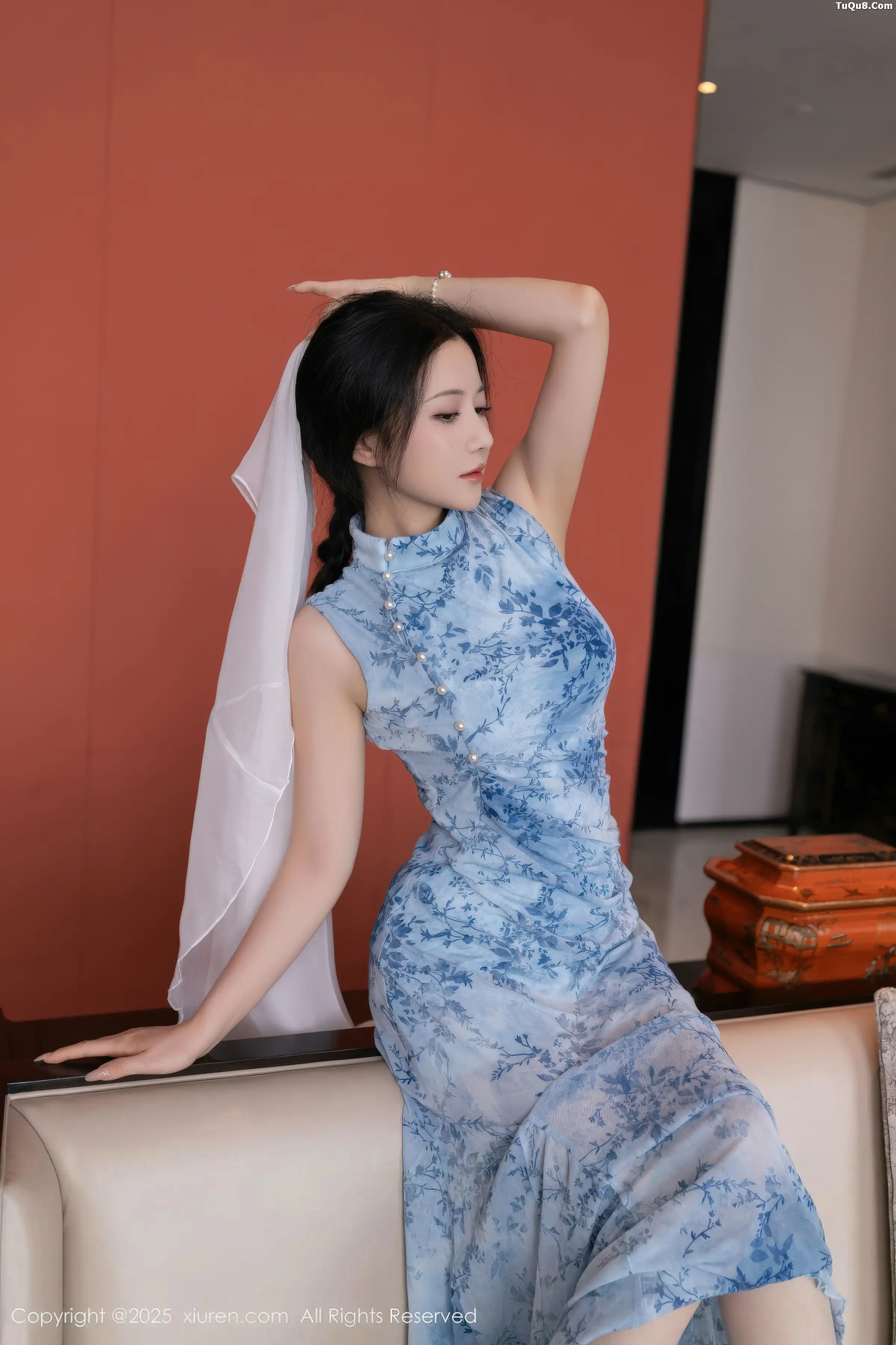 2kmn.vip_[XiuRen秀人网]No.11133_模特鱼子酱Fish性感青瓷连衣裙露白色蕾丝内衣秀曼妙身姿诱惑写真81P