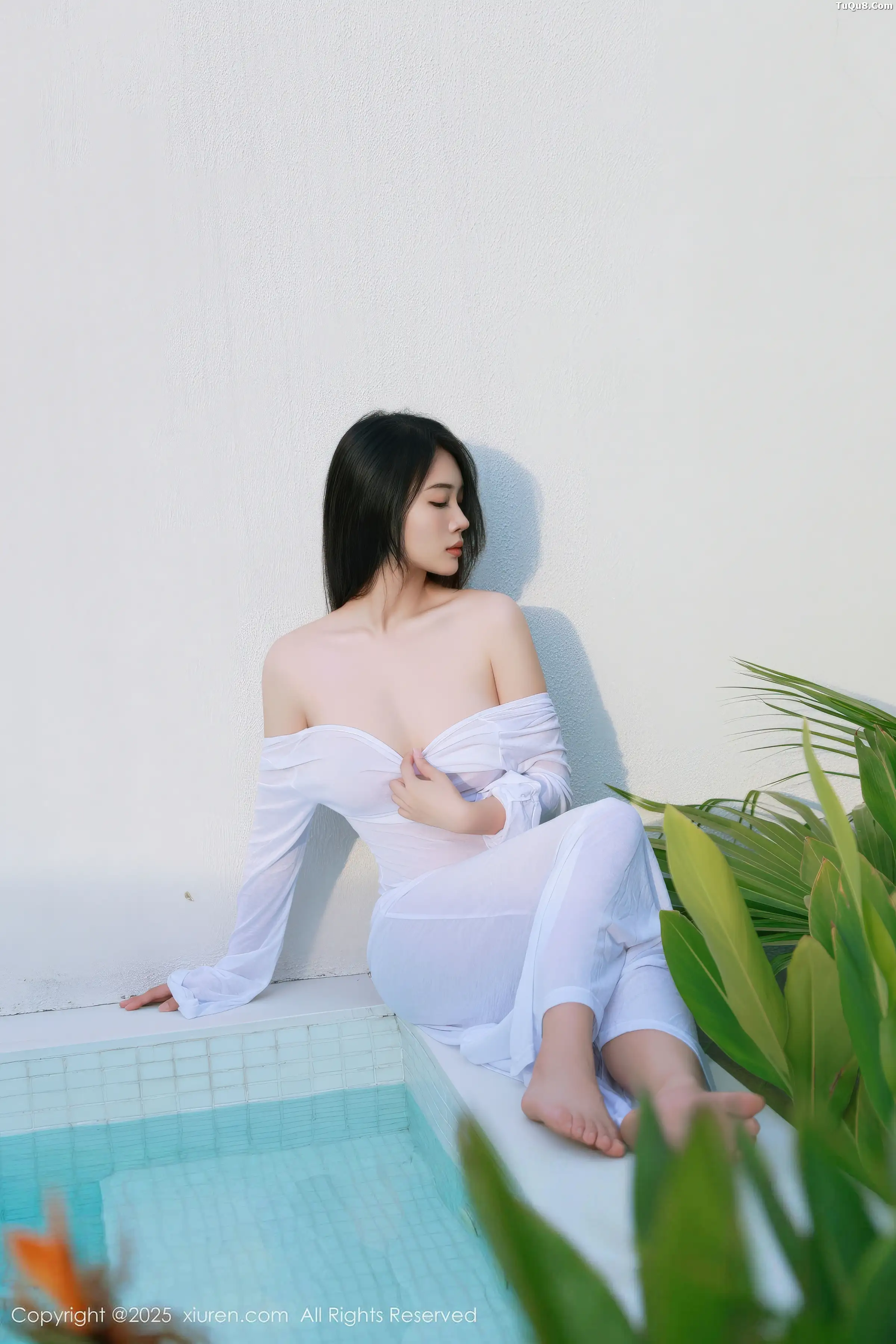 2kmn.vip_[XiuRen秀人网]No.11129_模特南乔泳池场景性感白色连衣裙湿身秀完美身材撩人诱惑写真82P