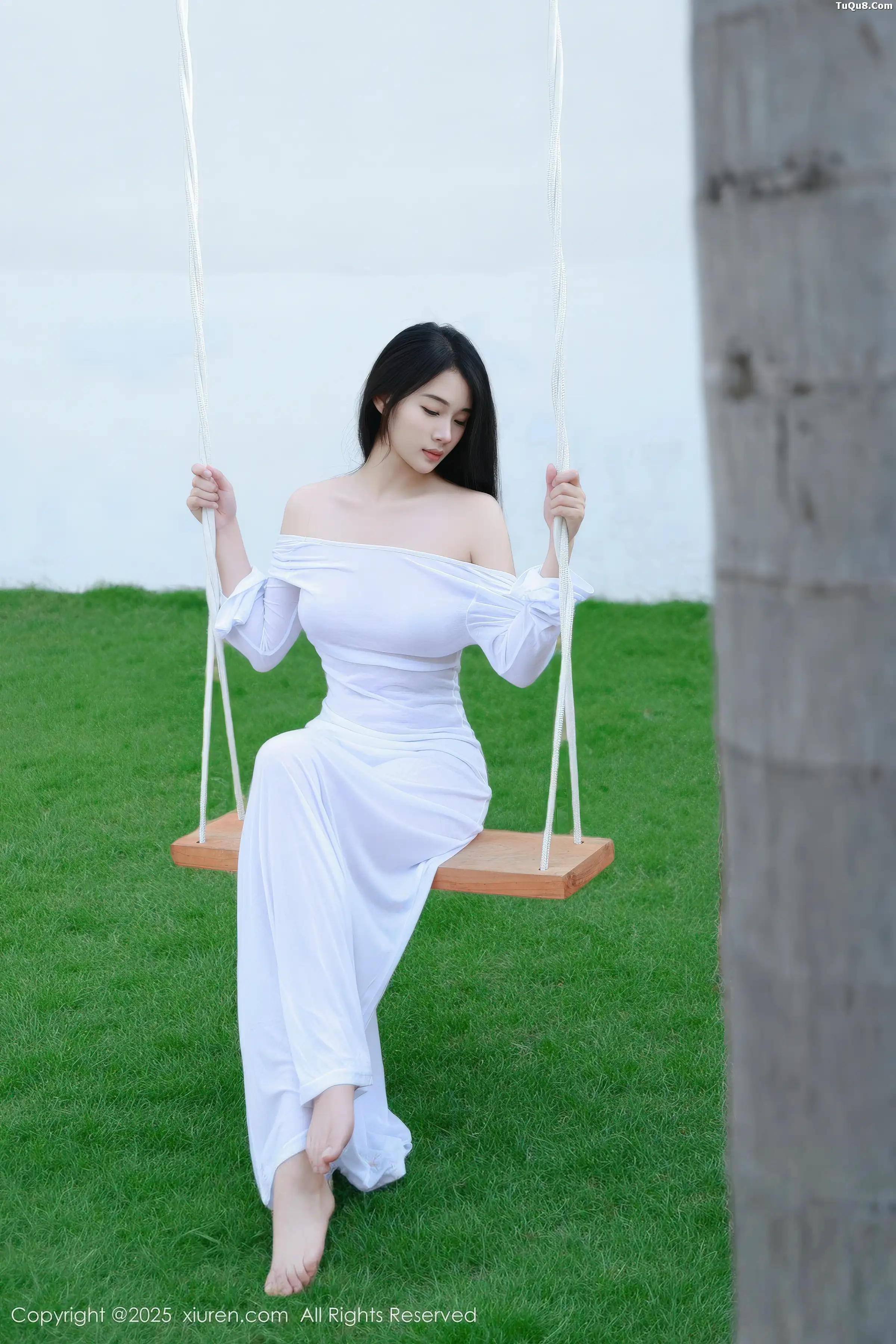 2kmn.vip_[XiuRen秀人网]No.11129_模特南乔泳池场景性感白色连衣裙湿身秀完美身材撩人诱惑写真82P