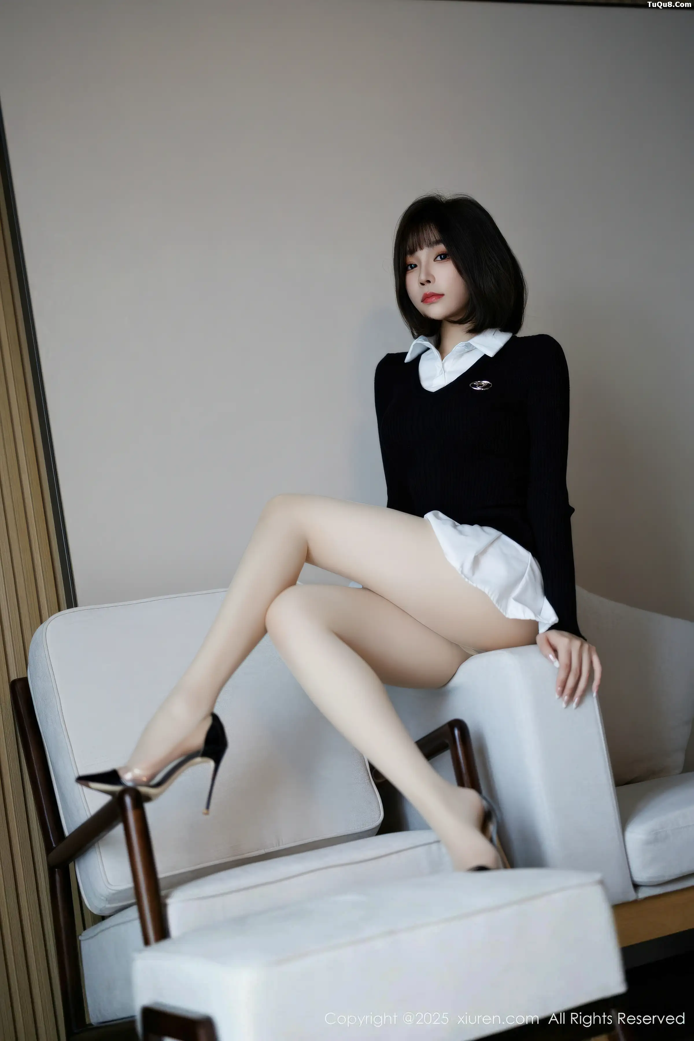 2kmn.vip_[XiuRen秀人网]No.11138_女神莉芝荔枝性感黑色情趣服饰配超薄黑丝秀曼妙身材诱惑写真68P