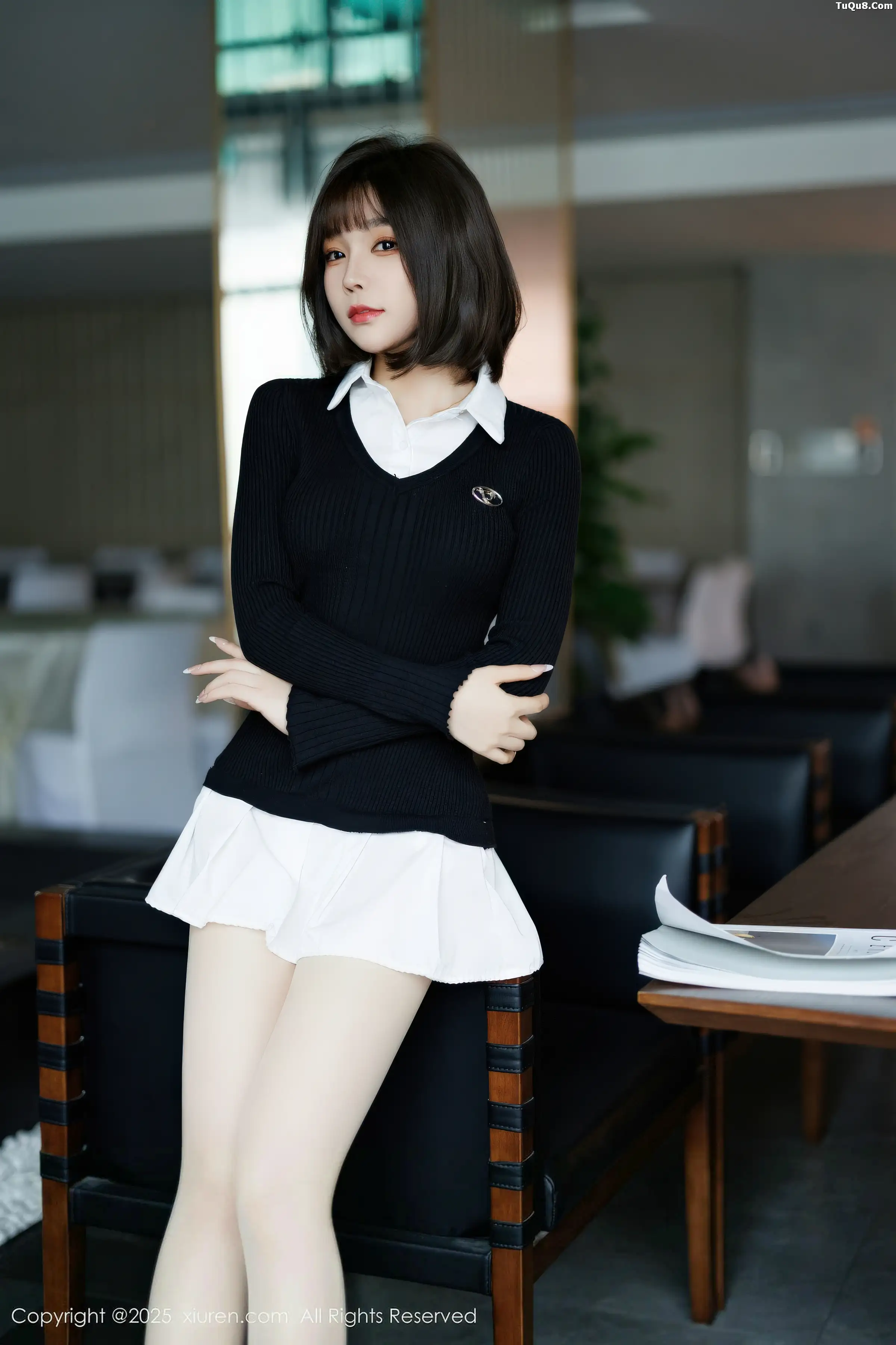 2kmn.vip_[XiuRen秀人网]No.11138_女神莉芝荔枝性感黑色情趣服饰配超薄黑丝秀曼妙身材诱惑写真68P