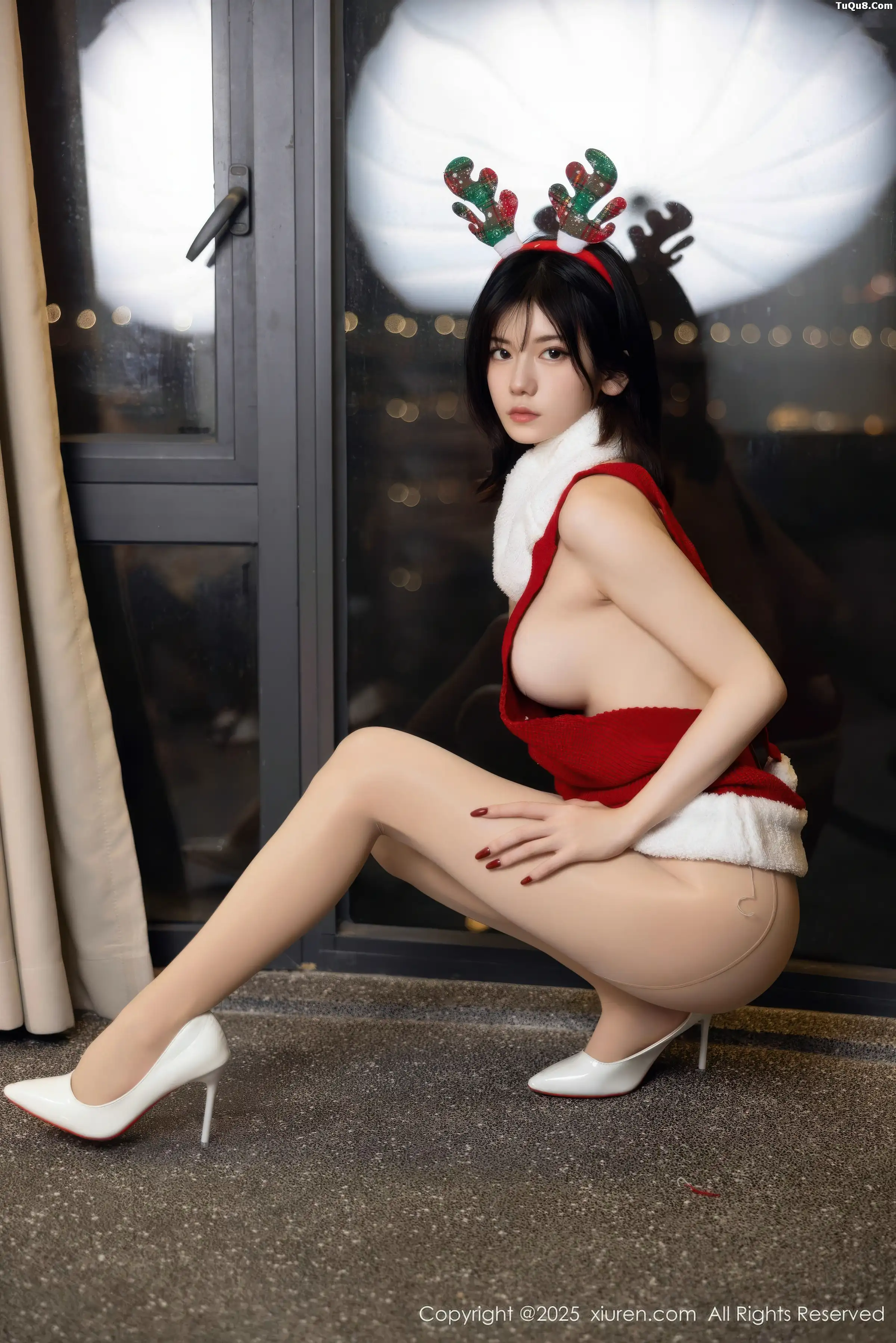 2kmn.vip_[XiuRen秀人网]No.11158_模特凌七七性感红色开背毛衣配超薄肉丝秀曼妙身姿撩人诱惑写真86P