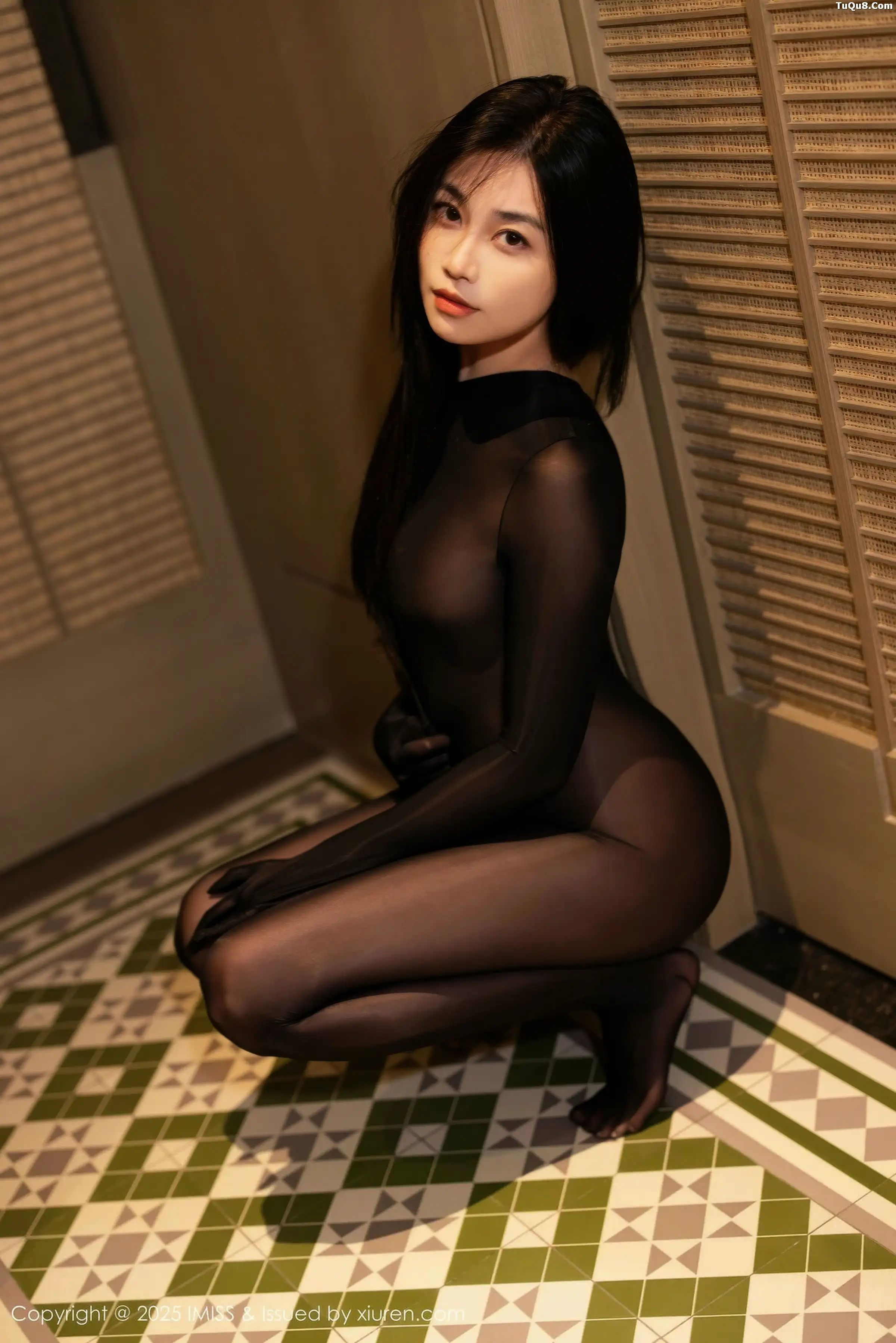 2kmn.vip_[IMISS爱蜜社]Vol.803_女神许诺Sabrina私房性感黑色连体丝袜秀惹火身材撩人诱惑写真49P