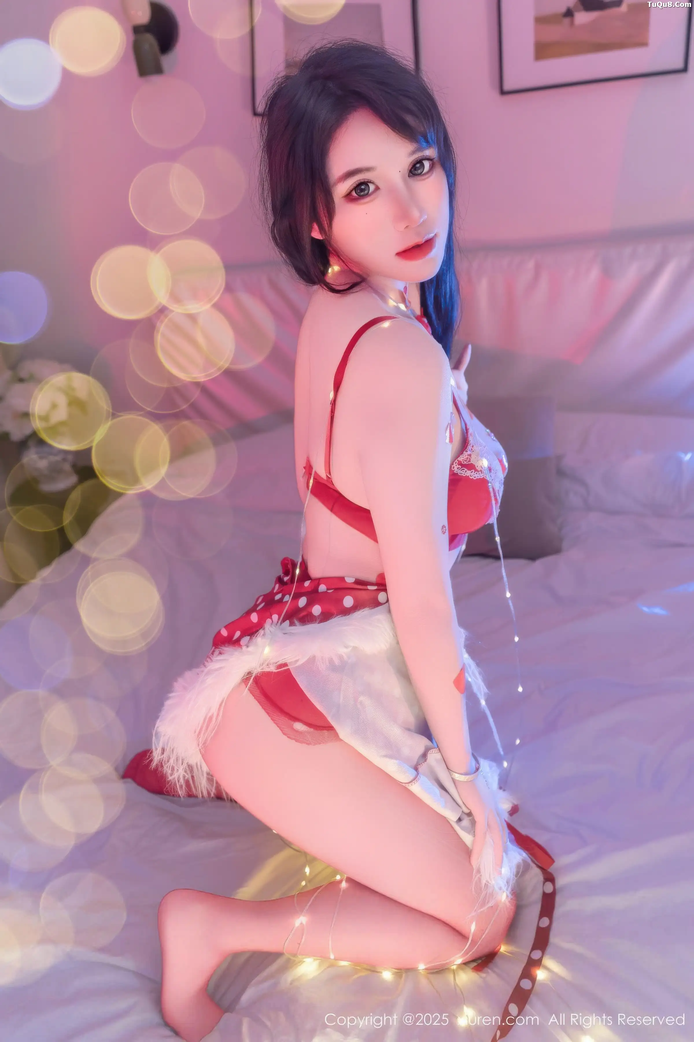 2kmn.vip_[XiuRen秀人网]No.11154_模特汐汐爱吃草莓性感红色情趣内衣配红丝吊袜秀惹火身材诱惑写真78P