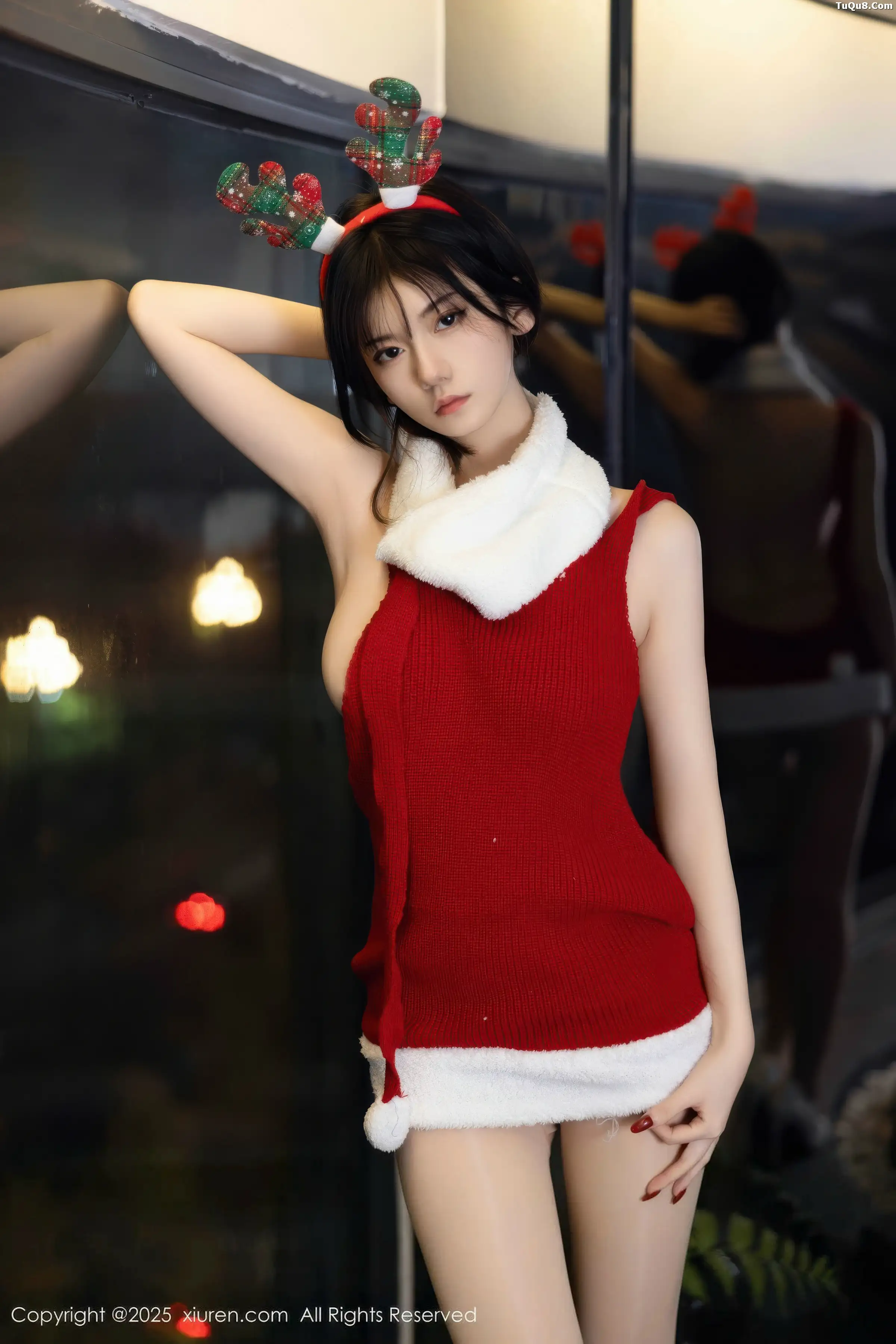 2kmn.vip_[XiuRen秀人网]No.11158_模特凌七七性感红色开背毛衣配超薄肉丝秀曼妙身姿撩人诱惑写真86P