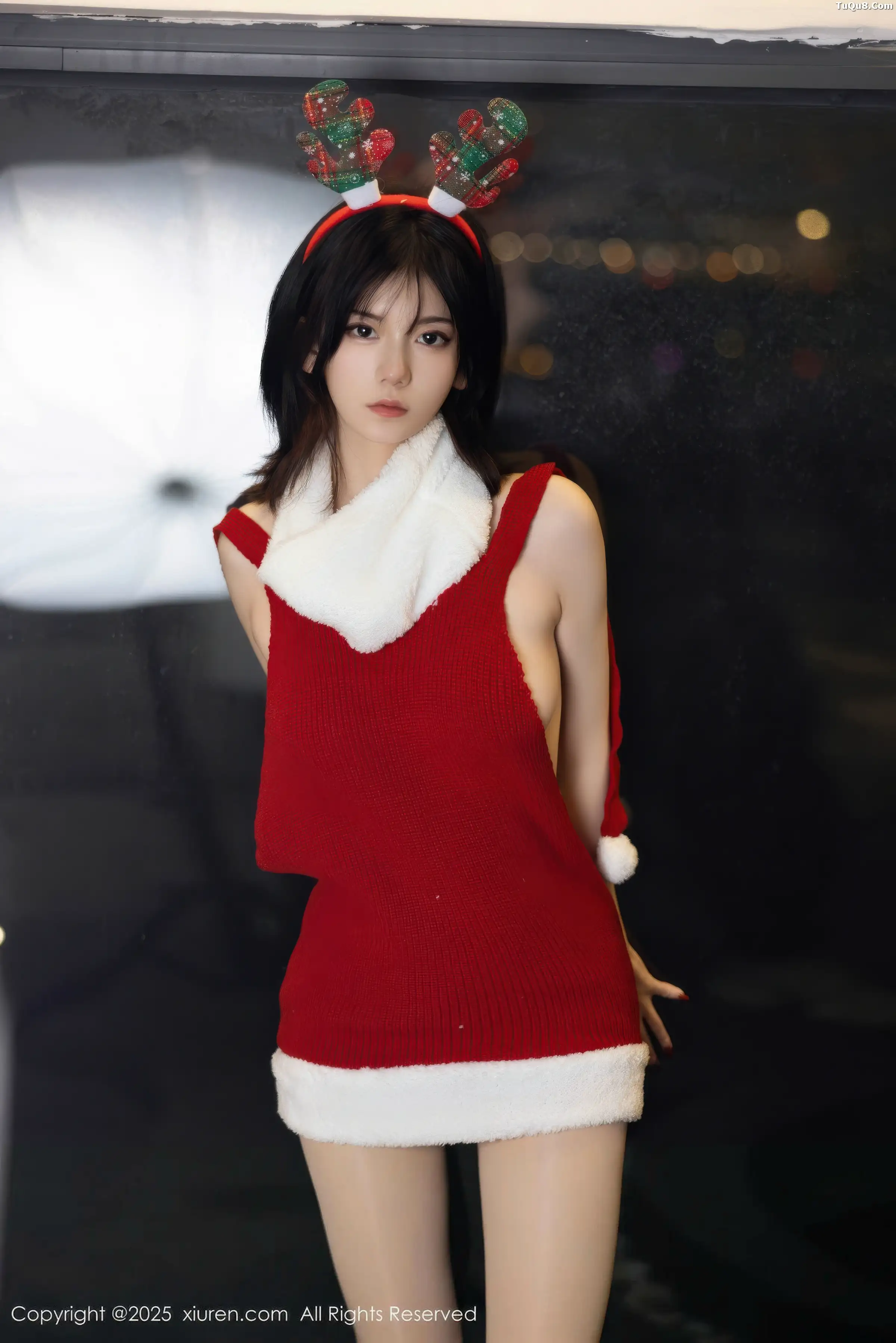 2kmn.vip_[XiuRen秀人网]No.11158_模特凌七七性感红色开背毛衣配超薄肉丝秀曼妙身姿撩人诱惑写真86P