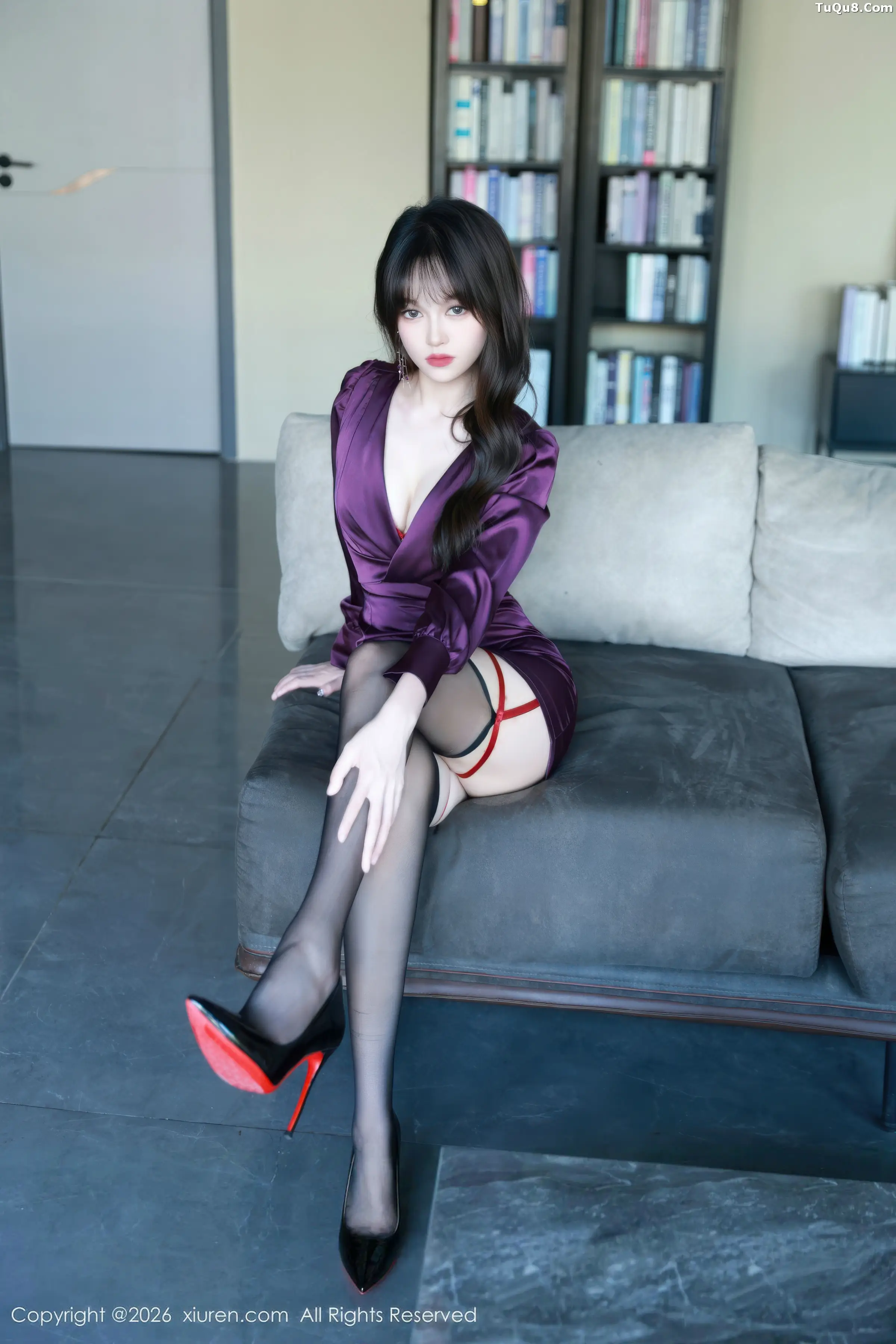 2kmn.vip_[XiuRen秀人网]No.11310_模特糯咪性感红色蕾丝情趣内衣配黑丝吊袜秀惹火身材诱惑写真70P