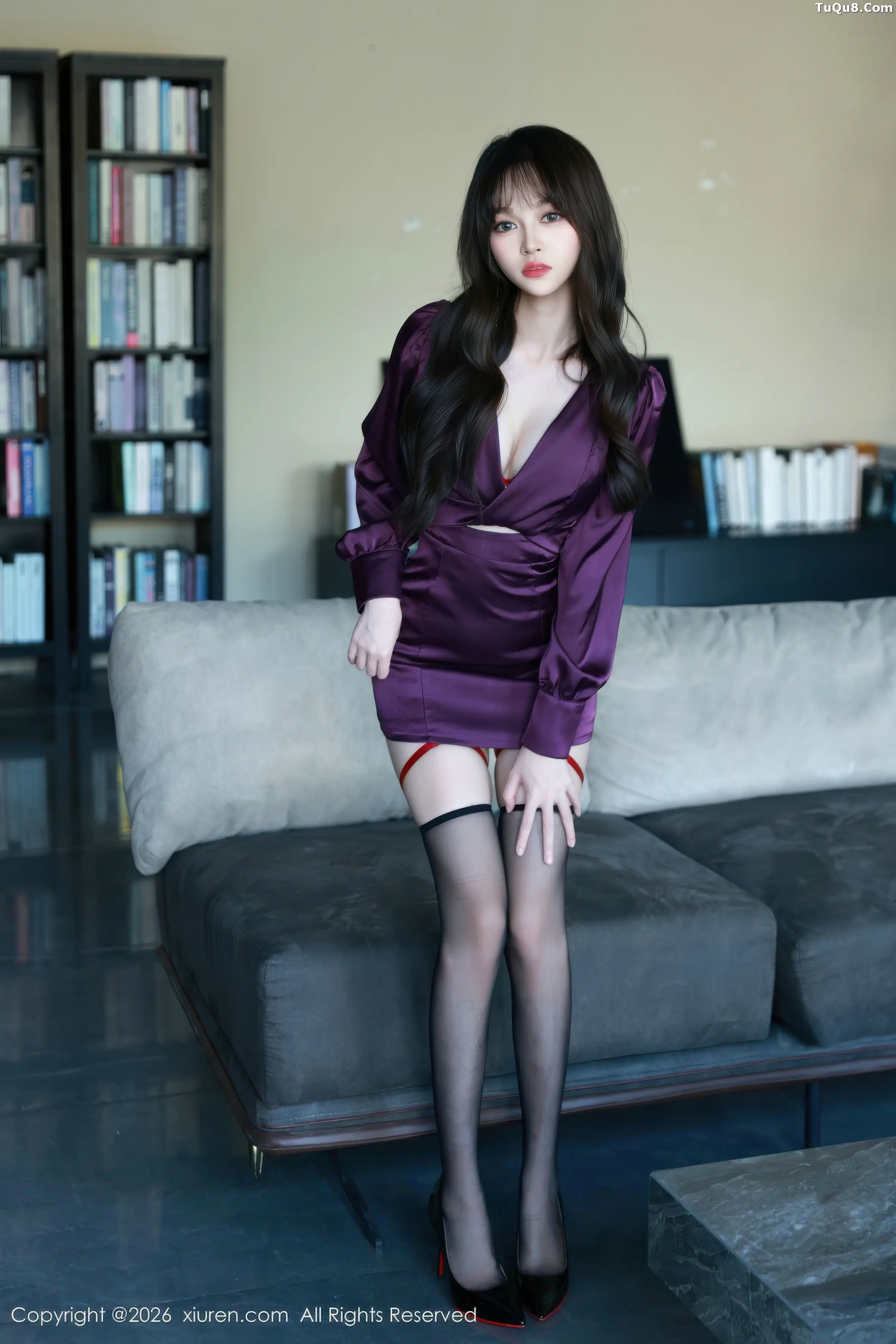 2kmn.vip_[XiuRen秀人网]No.11310_模特糯咪性感红色蕾丝情趣内衣配黑丝吊袜秀惹火身材诱惑写真70P