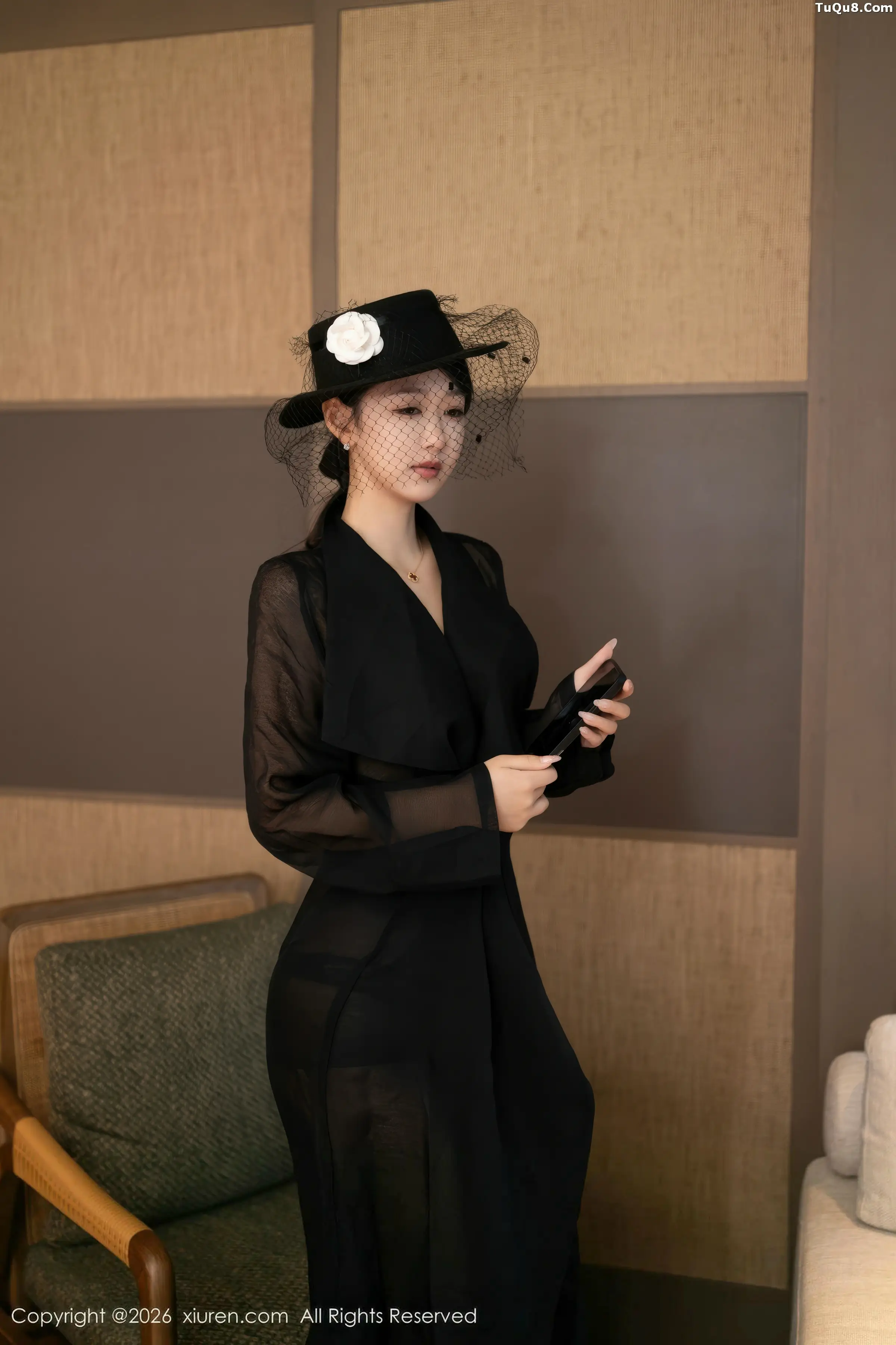 2kmn.vip_[XiuRen秀人网]No.11309_模特唐安琪性感黑色薄纱礼服露黑色内衣配超薄黑丝秀美腿诱惑写真74P