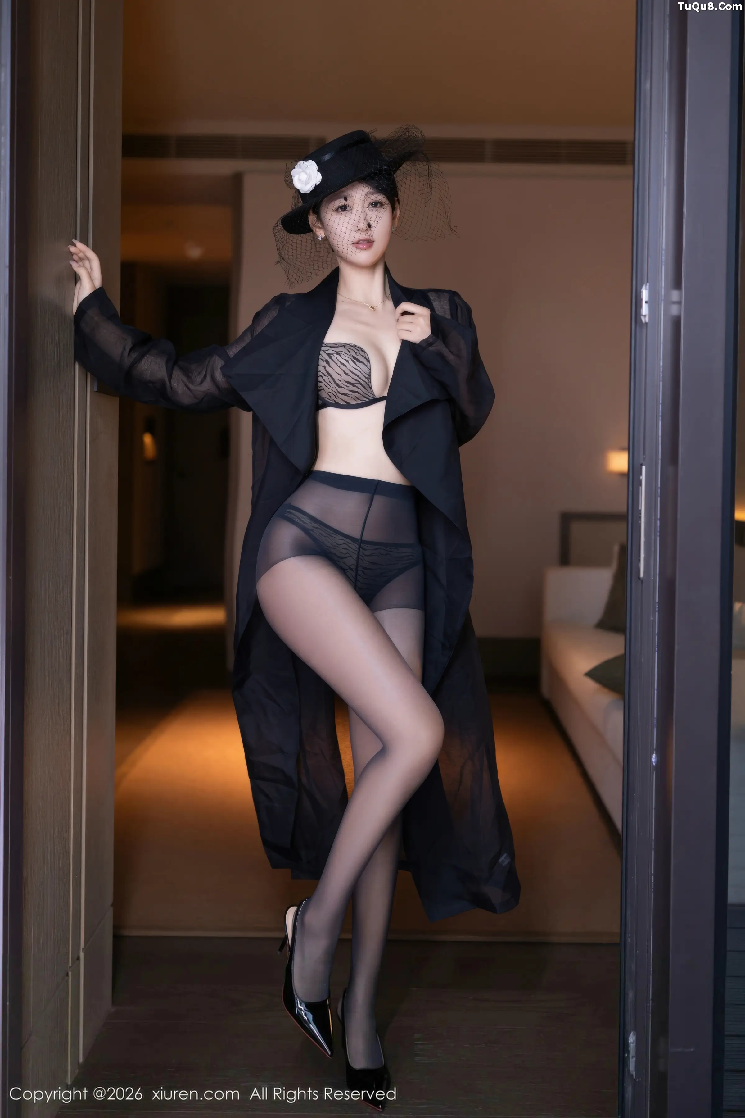 2kmn.vip_[XiuRen秀人网]No.11309_模特唐安琪性感黑色薄纱礼服露黑色内衣配超薄黑丝秀美腿诱惑写真74P