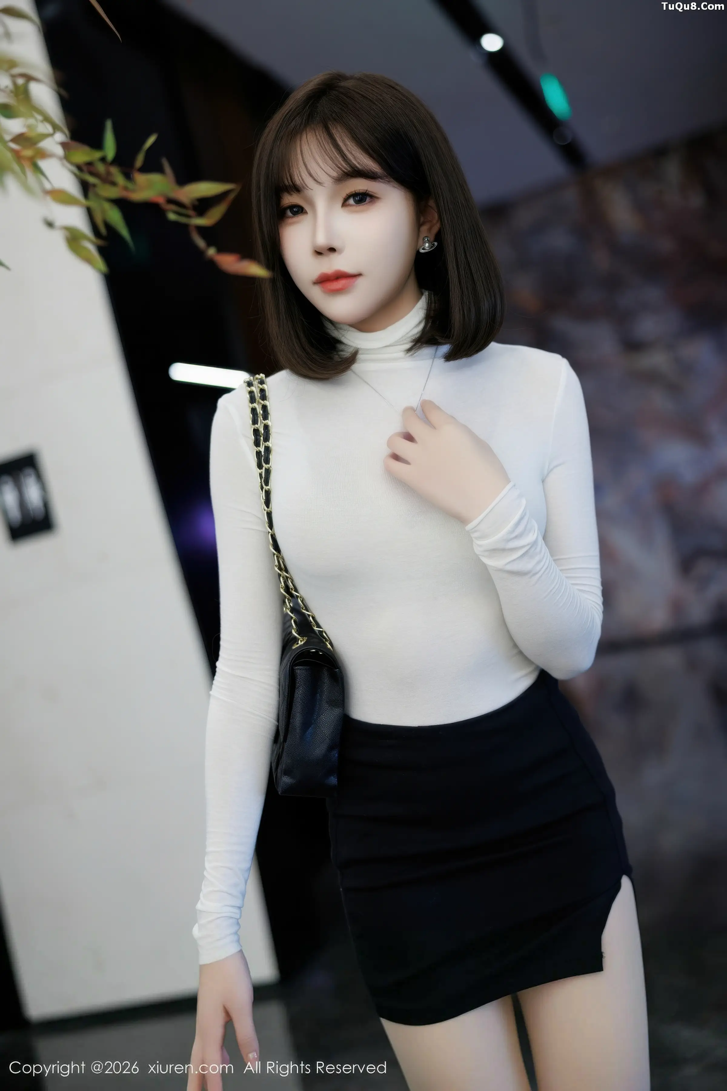 2kmn.vip_[XiuRen秀人网]No.11314_女神莉芝荔枝性感黑色情趣内衣配超薄肉丝秀完美身材诱惑写真77P