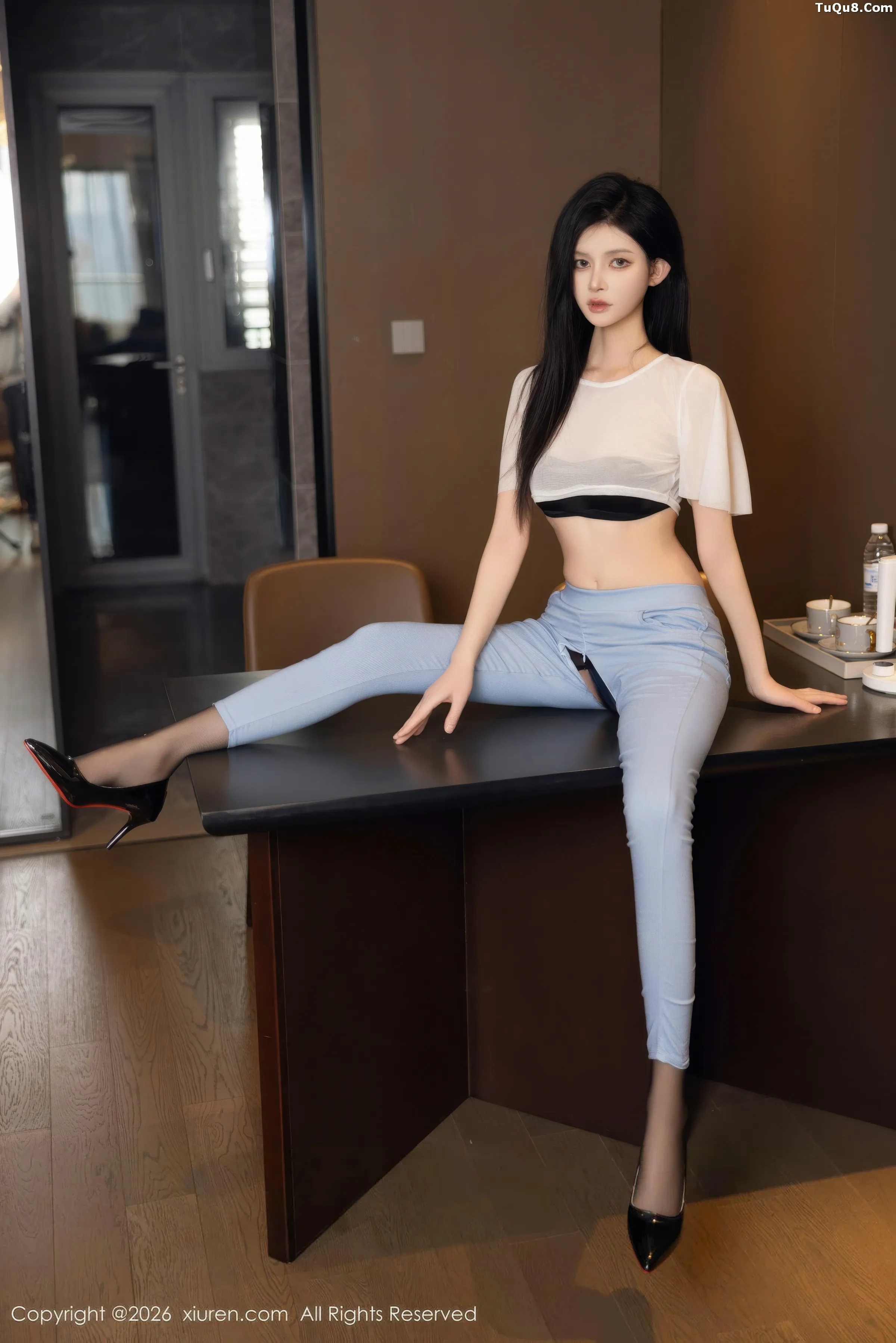 2kmn.vip_[XiuRen秀人网]No.11318_模特沈如斯性感黑色情趣内衣配超薄黑丝秀曼妙身姿迷人诱惑写真66P