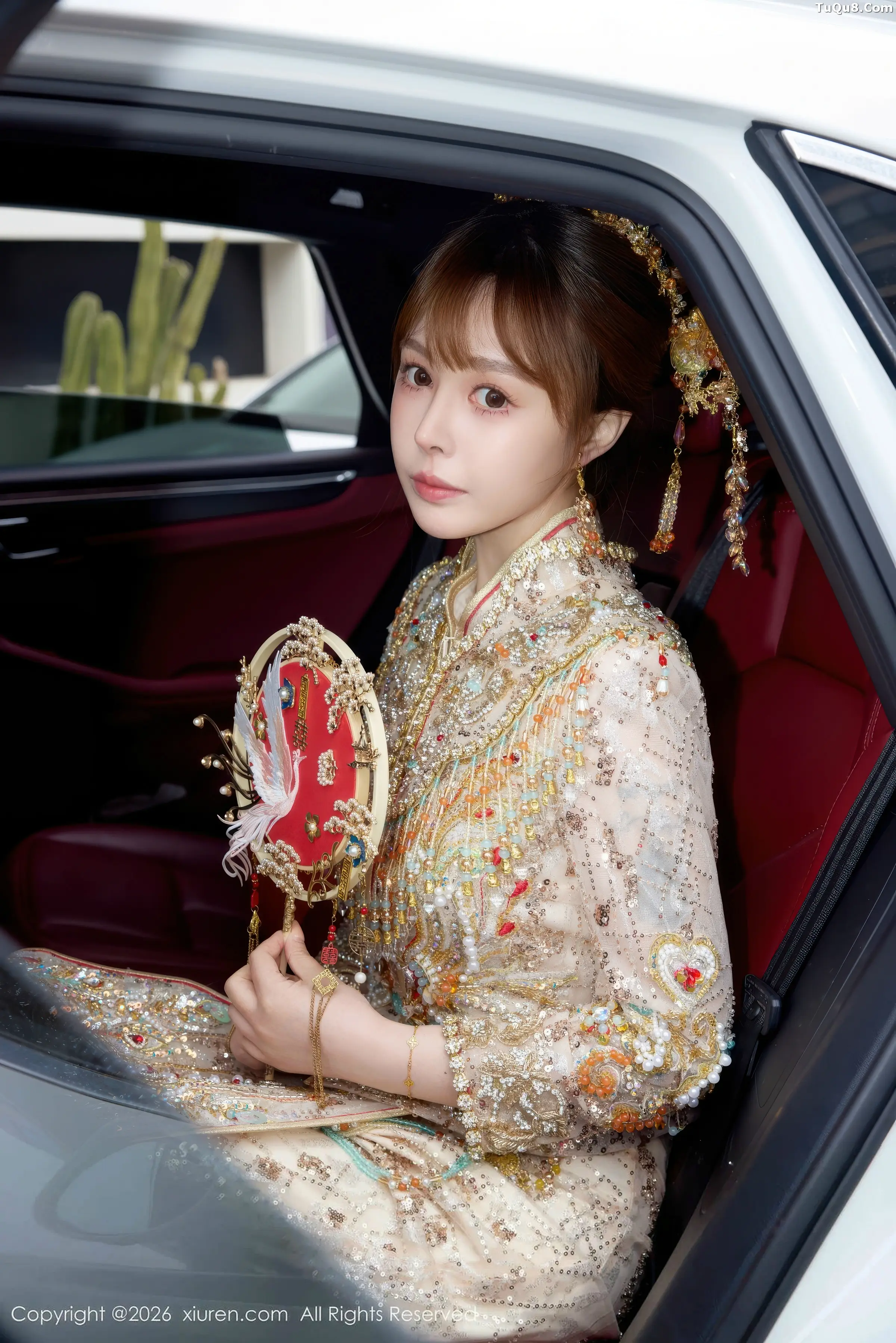 2kmn.vip_[XiuRen秀人网]No.11317_模特Evelyn性感秀禾服饰露红色内衣配超薄肉丝秀曼妙身姿诱惑写真63P