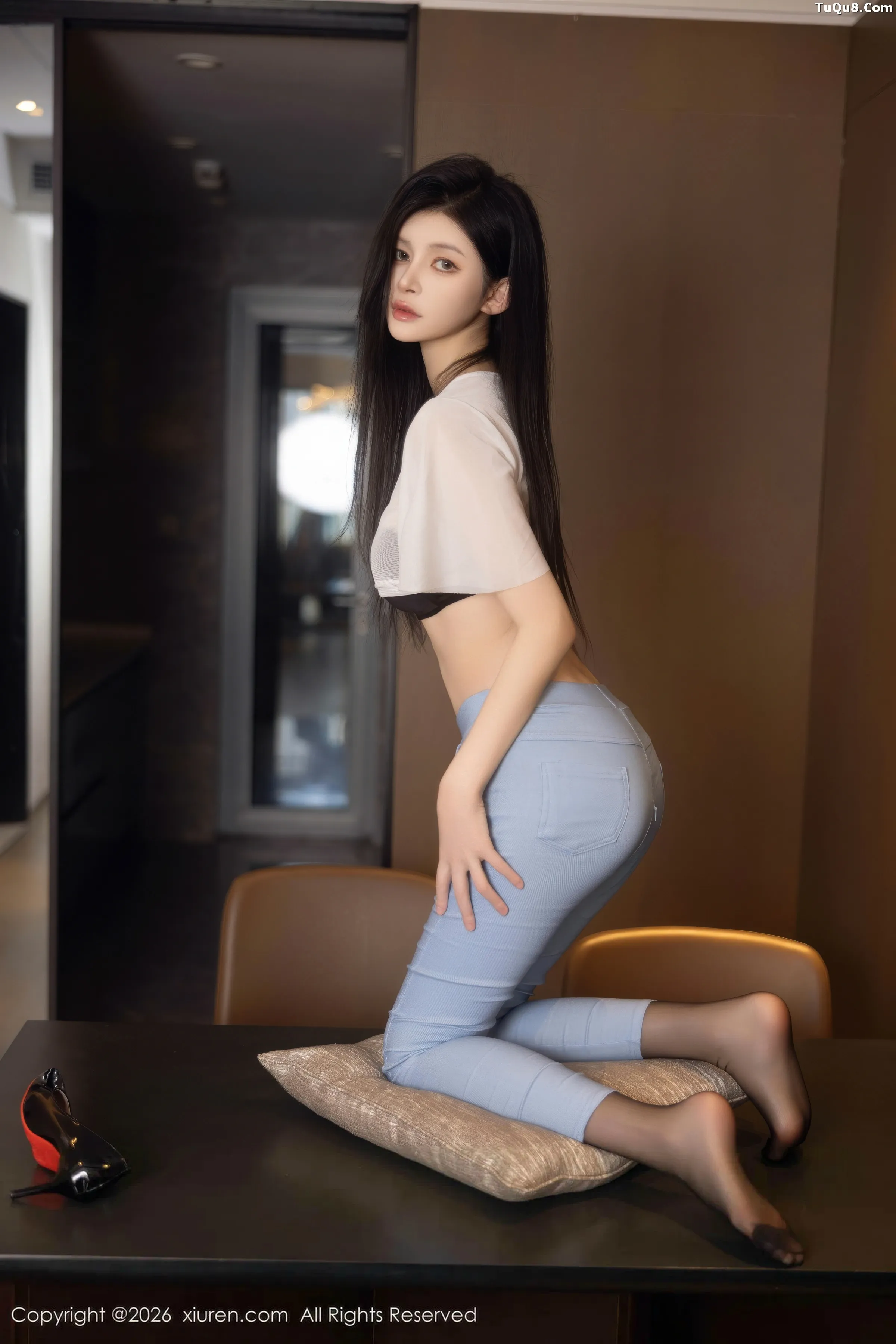 2kmn.vip_[XiuRen秀人网]No.11318_模特沈如斯性感黑色情趣内衣配超薄黑丝秀曼妙身姿迷人诱惑写真66P