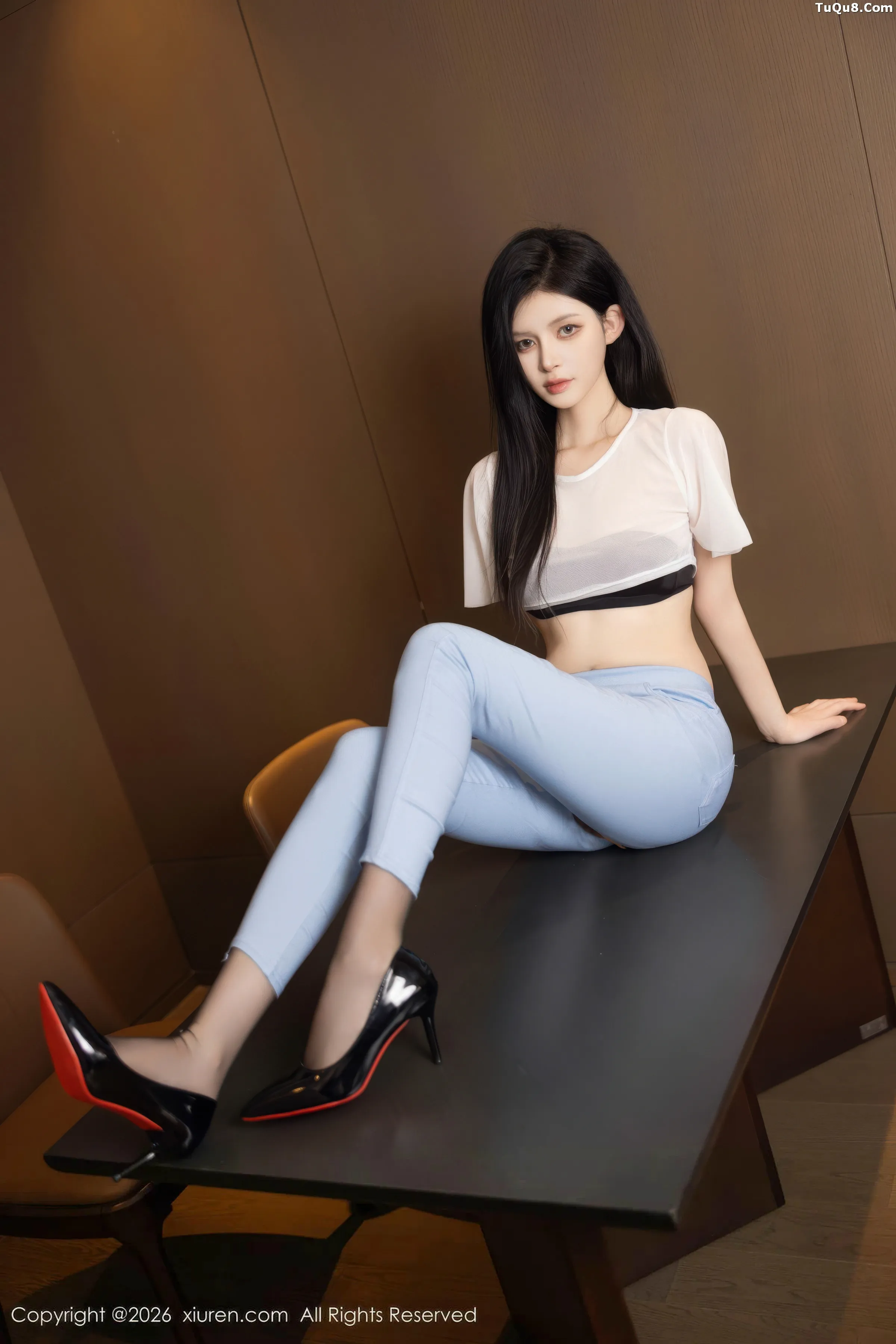 2kmn.vip_[XiuRen秀人网]No.11318_模特沈如斯性感黑色情趣内衣配超薄黑丝秀曼妙身姿迷人诱惑写真66P