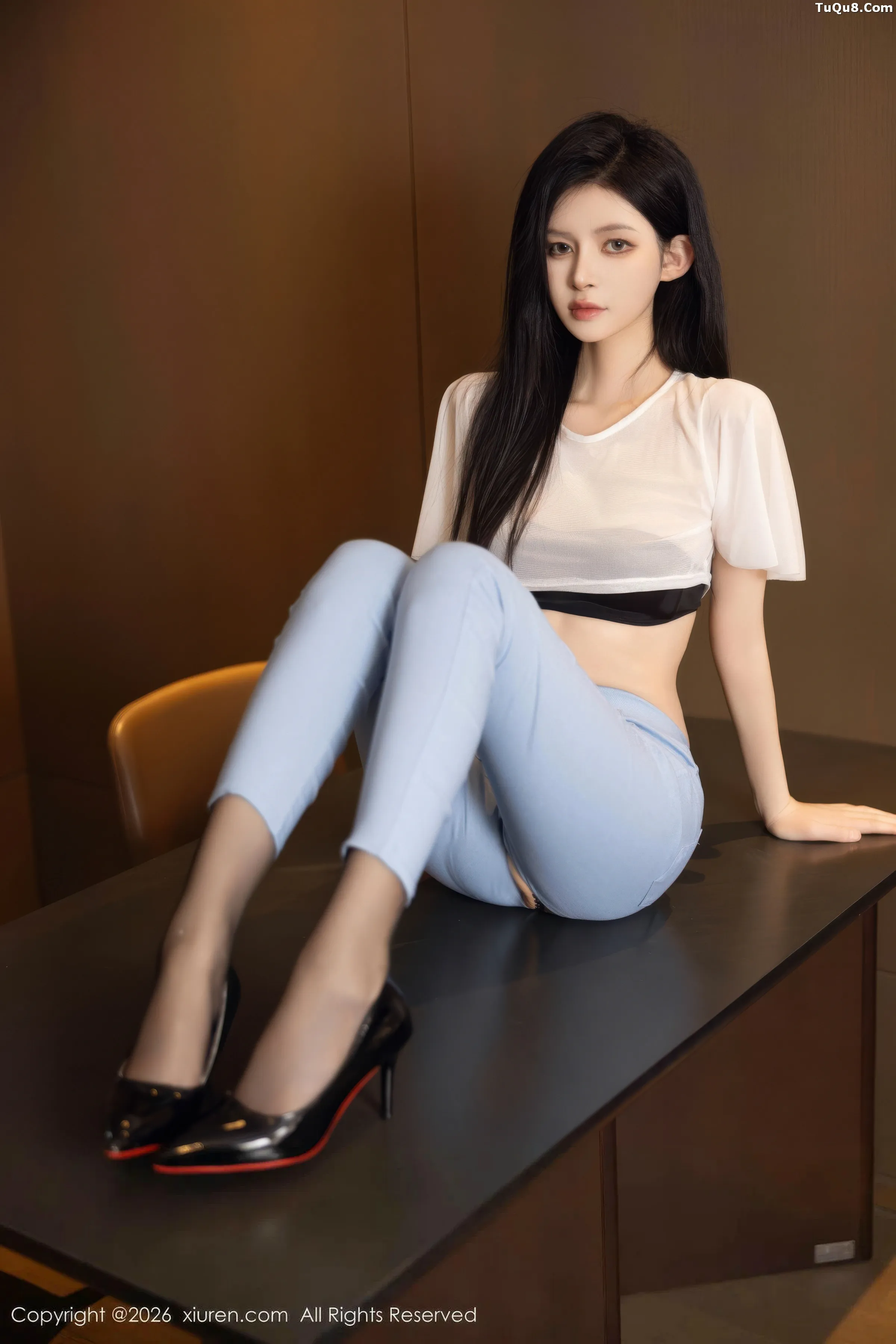 2kmn.vip_[XiuRen秀人网]No.11318_模特沈如斯性感黑色情趣内衣配超薄黑丝秀曼妙身姿迷人诱惑写真66P